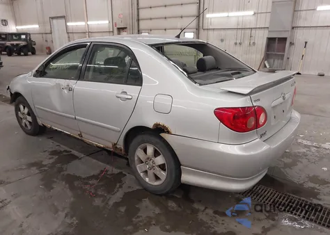2005 Toyota Corolla S z USA, uszkodzony, nr VIN 1NXBR32E15Z504383